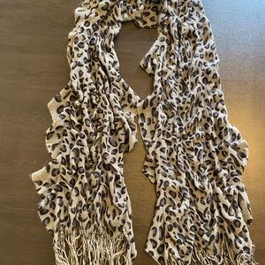 Animal printed scarf